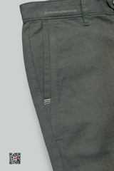 Quần Short Nam Khaki Trên Gối