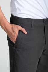 Quần Short Nam Khaki Trên Gối