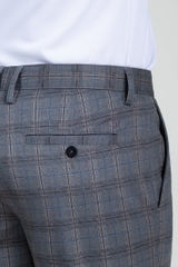 Quần Short Nam Khaki Trên Gối
