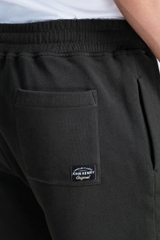 Quần Short Nam Khaki Trên Gối
