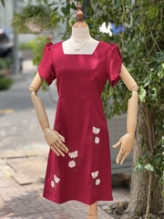 SALE Đầm Trung Niên Cao Cấp BIGSIZE thiết kế trẻ trung sang trọng chất liệu vải thoáng mát thêu hoa