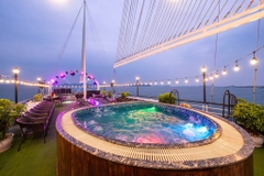 DU THUYỀN VERA CRUISE - THAM QUAN VỊNH HẠ LONG TRONG NGÀY