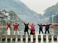 KHÁM PHÁ TOUR DU LỊCH PHƯỢNG HOÀNG CỔ TRẤN