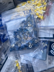 KST-RVS2-3.7 / Đầu Cosse Tròn Bọc Nhựa KST 1.5-2.5 mm2 (100 Cái/Bịch) - VINYL- INSULATED RING TERMINALS