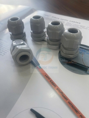 OMRL04-R / Ốc Siết Cáp Ortac Nhựa Màu Xám Trắng M20x1.5 (Loại M20s / M20K) Halogen Free Đạt Chuẩn VDE / EU