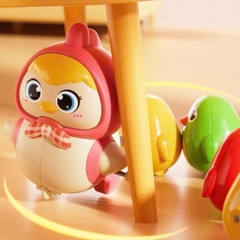 Đồ Chơi Vặn Cót Gà Nối Đuôi Nhau Gà Con Chạy Theo Hàng Vui Nhộn, Kích Thích Bé Tập Bò, Không Cần Pin Gà vặn cót nối đuôi nhau mã 1107- POPIKIDS