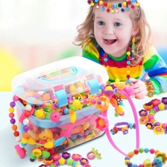 Đồ Chơi Lắp Ghép Xâu Hạt 550 Chi Tiết Cho Bé Thoả Sức Sáng Tạo Tập Làm Bờm, Vòng Tay, Nhẫn Và Trang Sức -POPIKIDS