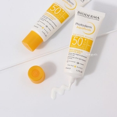 Kem Chống Nắng Bioderma Photoderm Aquafluide SPF50+ 40ml