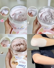 Tẩy Da Chết Dove Smoothie Renewal Exfoliator 298g