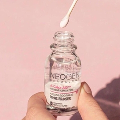 Chấm Mụn 2 Lớp Neogen A-Clear Soothing Pink Eraser 15ml