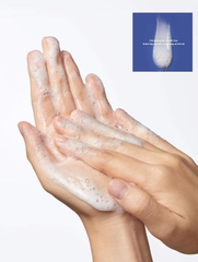 Sữa Rửa Mặt Dưỡng Ẩm Laneige Water Bank Blue Hyaluronic Cleanser 150g