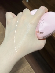 Phấn Nước Dasique Water Dewy Gel Cushion 15g (Heart Edition)