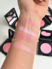 Má Hồng Dinto Peter & Wendy Collection Be My Wendy Marshmallow & Melting Blusher 6.5g