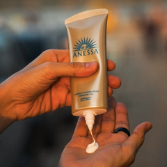 Kem Chống Nắng Anessa Perfect UV Sunscreen Skincare Gel SPF50 90g