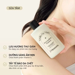 Sữa Tắm Trắng Da Hương Nước Hoa De Memoria Body Cleanser 300ml