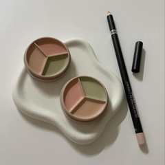 Bảng Che Khuyết Điểm The Saem Cover Perfection Triple Pot Concealer 4,5g