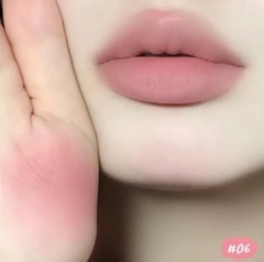 Son Kẻ Môi Dasique Mood Blur Lip Pencil 0.9g