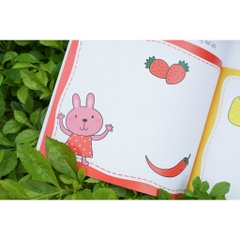 Sách bóc dán giúp trẻ phát triển nhận thức đầu đời - Cho trẻ 3 - 6 tuổi - Đinh Tị Books