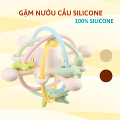 Gặm Nướu Silicone Coniu Hình Cầu Có Trục Xoay, Âm Thành Giúp Tăng Khả Năng Cầm Nắm Cho Bé