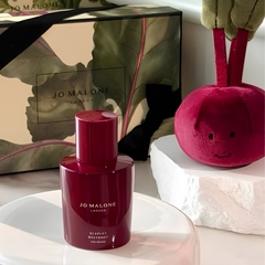 Nước Hoa Jo Malone Scarlet Beetroot Cologne 30ml – Hương Củ Cải Đỏ Độc Đáo, Tươi Mới Và Tinh Tế