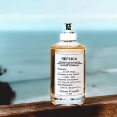Vial Nước Hoa Replica Beach Walk 1.2ml – Hương Biển Mát Mẻ, Ngọt Ngào & Nữ Tính