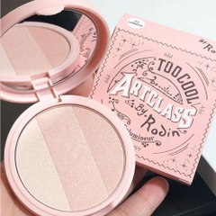 Phấn Bắt Sáng Too Cool For School ArtClass By Rodin Highlighter 10.5g Tone #02 Luminous