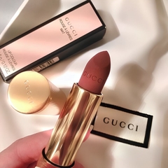 Son Gucci Rouge À Lèvres Mat 217 Valeria Rose 3.5g – Son Lì Màu Hồng Cam Đất Thanh Lịch, Mềm Mịn & Lâu Trôi