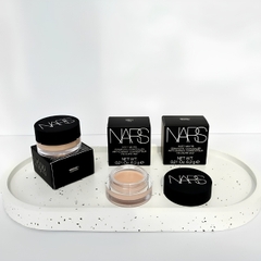 Kem Che Khuyết Điểm NARS Dạng Hũ Medium 1 Custand 6.2g – Be Trung Tính Ngả Vàng