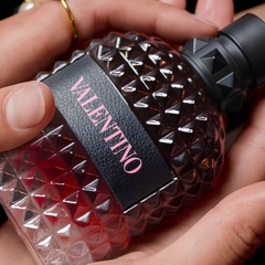 [Vial] Nước Hoa Valentino Uomo Born In Roma Intense EDP 1.2ml – Nam Tính, Lịch Lãm & Cuốn Hút