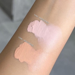 Kem Che Khuyết Điểm The Saem Cover Perfection Tip Concealer Màu Peach Beige