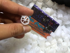 Hạt Lọc KALDNES 6 cánh - vật liệu lọc cho hồ cá cảnh