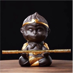 Tượng Tôn Ngộ Không - Tề Thiên Đại Thánh - Trang Trí Bể Cá Cảnh Bằng Gốm