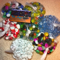 Sỏi Màu trang trí hồ cá, túi >300g (màu sắc được giao ngẫu nhiên)