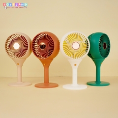 XM66-33  HỘP QUẠT BÀN PIN + SẠC USB   Desktop USB Charging Fan - TRẮNG