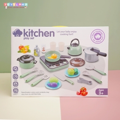 _0015-2  HỘP BẾP ĐIỆN PIN ĐÈN, 1 NỒI, 1 CHẢO, ẤM NƯỚC, CHÉN, DĨA, DAO, THỚT, GIÁ