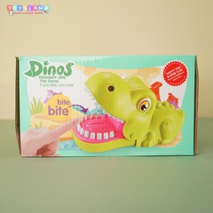 6883  HỘP KHỦNG LONG CẮN TAY