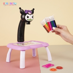 316B  HỘP BÀN BẢNG XÓA ĐÈN PIN SANRIO CHIẾU HÌNH CÓ CHÂN + VIẾT MÀU