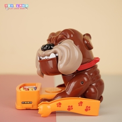 6689  HỘP CHÓ MẶT XỆ PIN CANH XƯƠNG, CẮN TAY