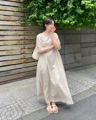 ĐẦM HOA CÓ TAY