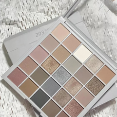 Bảng Phấn Mắt 25 Màu Gogo Tales Play Color Eyeshadow Palette