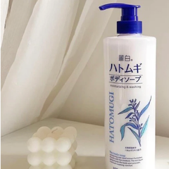 Sữa Tắm Dưỡng Ẩm Và Làm Sáng Da Hatomugi 800ml