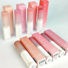 Son thỏi dưỡng có màu Romand Glasting Melting Balm