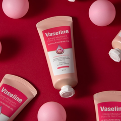 Kem dưỡng da tay và móng Vaseline Deep Moisture Hand & Nail Cream 60ml (tuýp)