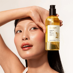 Dầu tẩy trang hoa hồng Cocoon