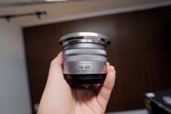 Lumix S 18-40mm f4.5-6.3 likenew