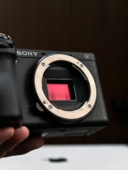 Sony A6700 likenew fullbox bh hãng đến 02/1/2026