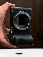 Sony A6700 likenew fullbox bh hãng đến 02/1/2026