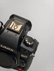 Lumix GH7 body likenew 1k shot