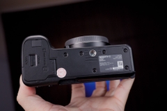 Sony ZV-E1 likenew pal/ntsc