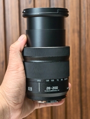 Lumix S 28-200 F4-7.1